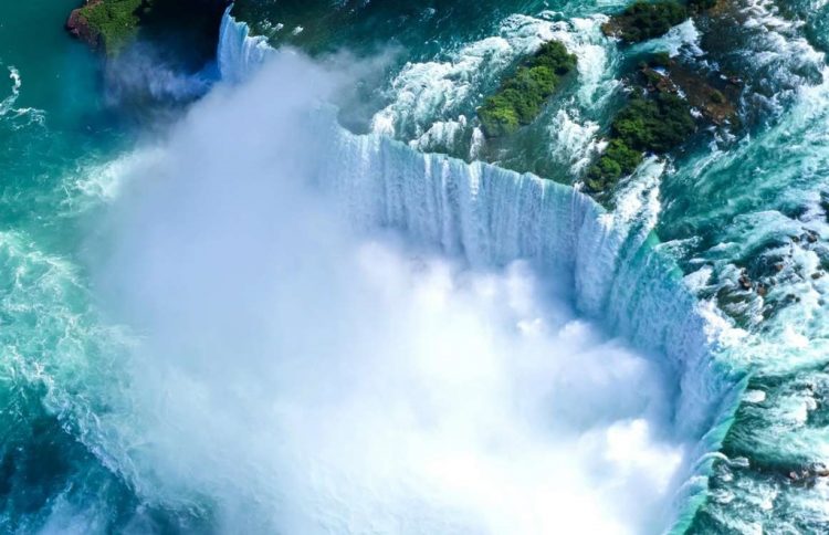 Bức ảnh thác Niagara