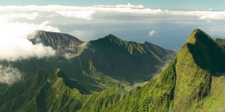 Kukui là đỉnh núi cao nhất của Mauna Kahalawai